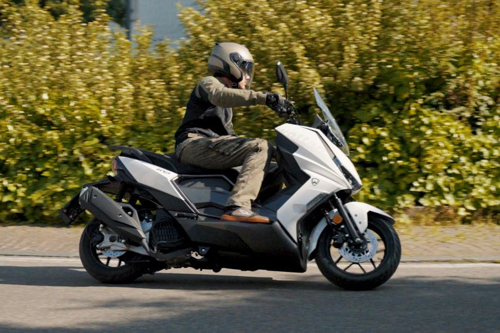 Volete uno scooter GT da 125 cc? Allora il Wottan GT2 è quello che fa per voi