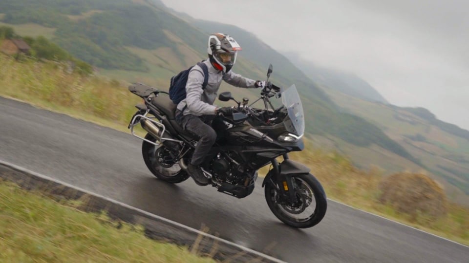 CROSSOVER 700 CINESI: tutte le rivali della Benelli TRK 702 a confronto