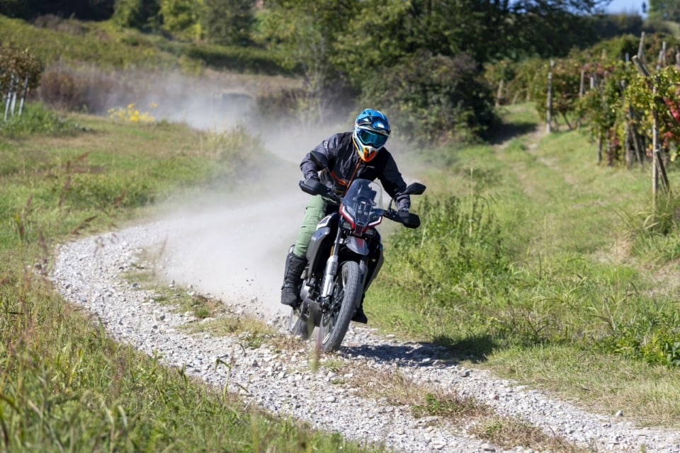 Moto Morini Alltrhike 450: la moto giusta al momento giusto +VIDEO+