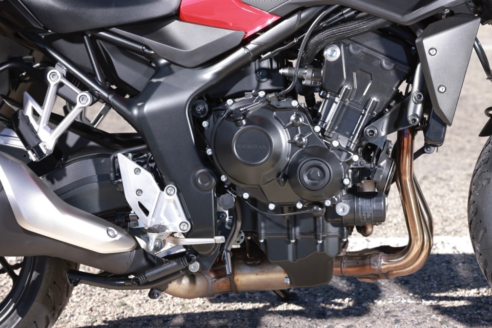 Prova Honda CB 1000 GT: il meglio dei due mondi