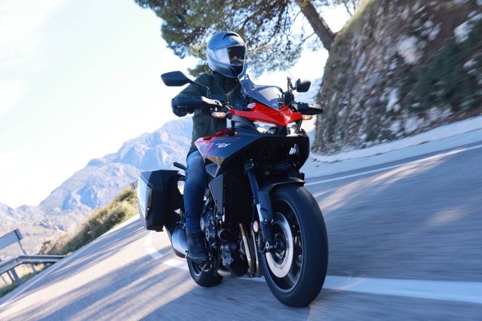 Prova Honda CB 1000 GT: il meglio dei due mondi