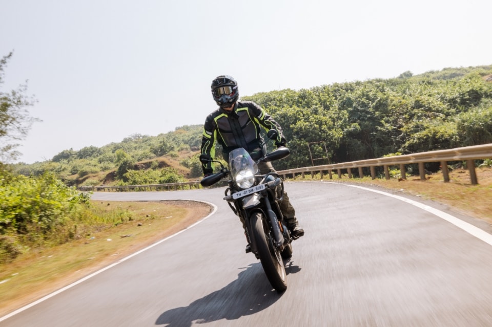 Royal Enfield Himalayan Mana Black: ancora più offroad