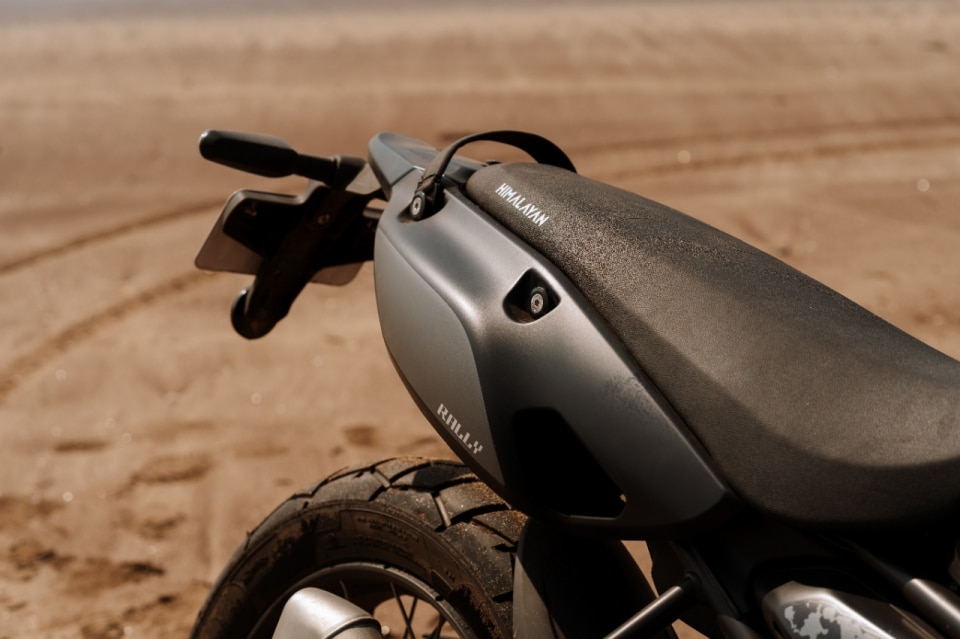 Royal Enfield Himalayan Mana Black: ancora più offroad