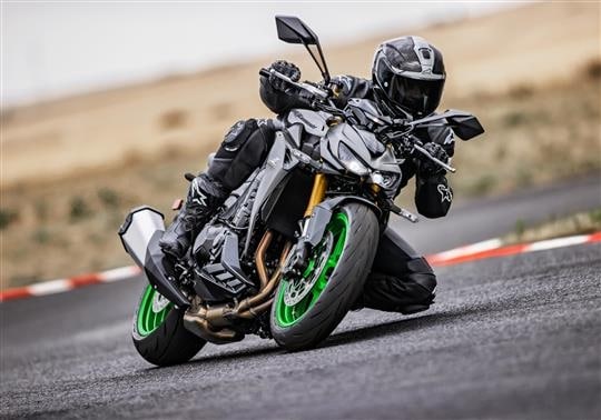 Kawasaki Z1100 SE: una vera quattro cilindri giapponese