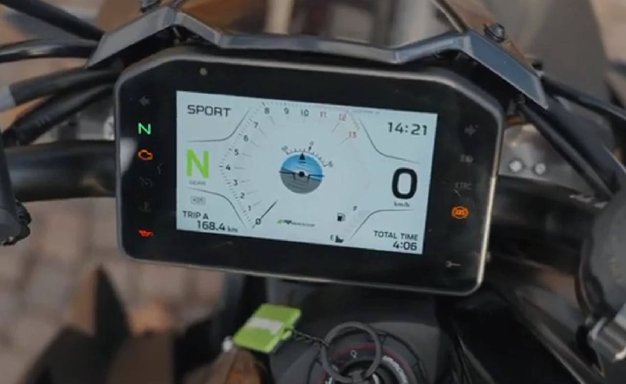 Kawasaki Z1100 SE: una vera quattro cilindri giapponese