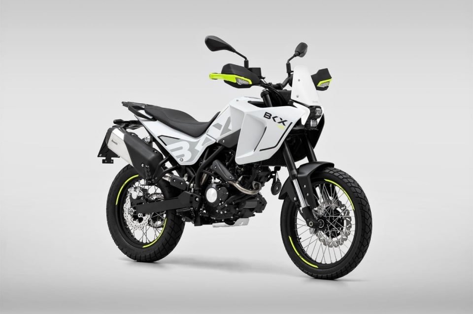 Benelli BKX 125: piccola cilindrata, grandi ambizioni