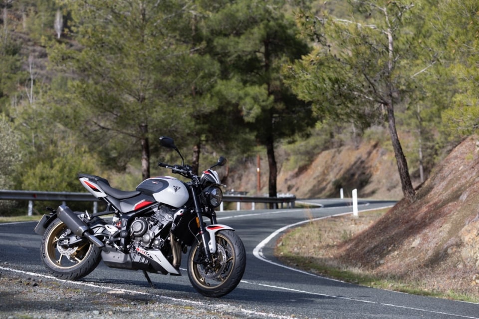 Triumph Trident 800: è tutta un'altra moto