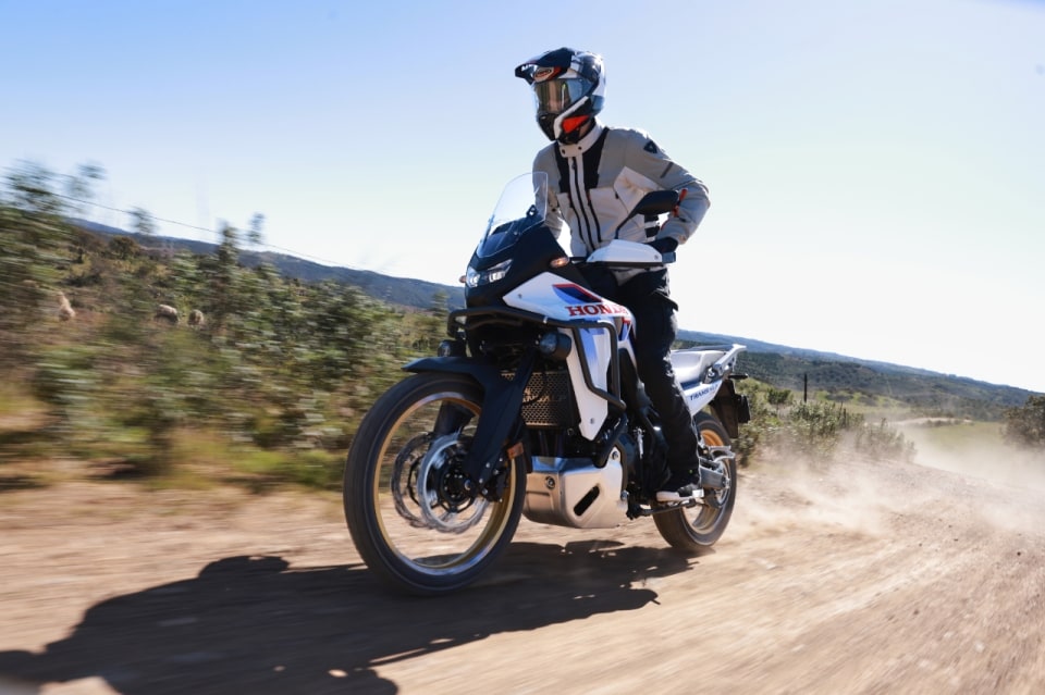 La e-Clutch di Honda manderà in pensione il cambio della moto per come lo conosciamo oggi