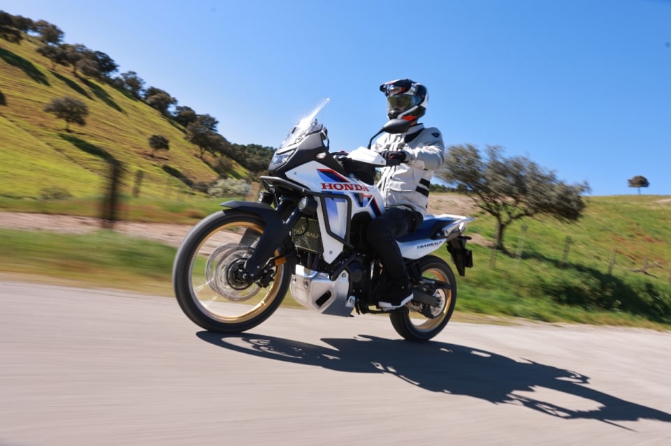 La e-Clutch di Honda manderà in pensione il cambio della moto per come lo conosciamo oggi