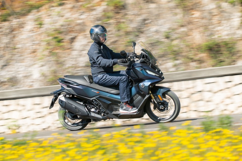 Ecco perché il Voge SR 450 X è il miglior scooter adventure in circolazione