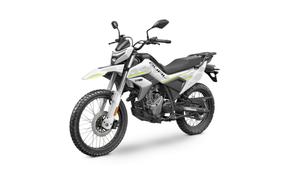 CFMOTO 250Dual: sognare l'avventura spendendo meno che per uno scooter