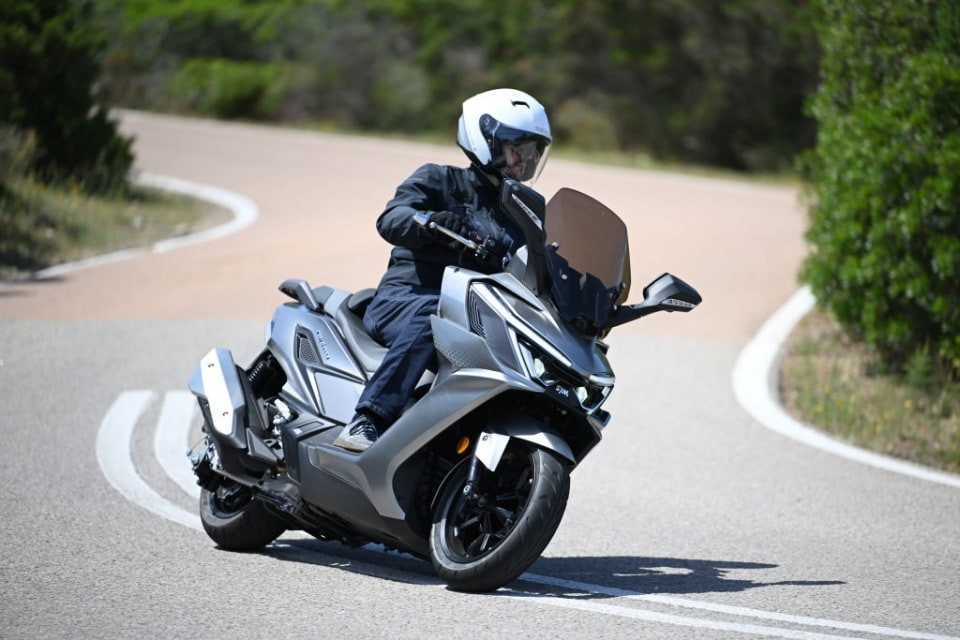 SYM Cruisym 400: un GT fatto e finito (con un bel prezzo)