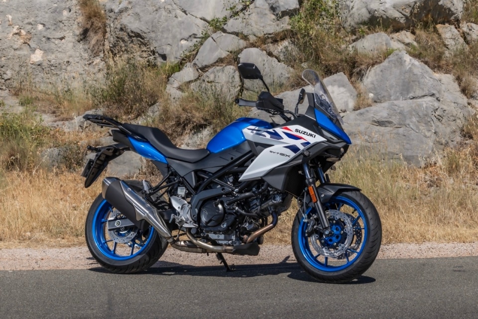 La prova della Suzuki SV-7GX: la SV diventa crossover