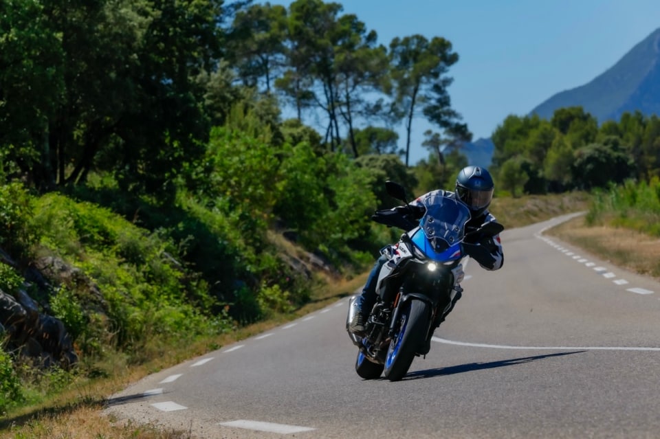 La prova della Suzuki SV-7GX: la SV diventa crossover