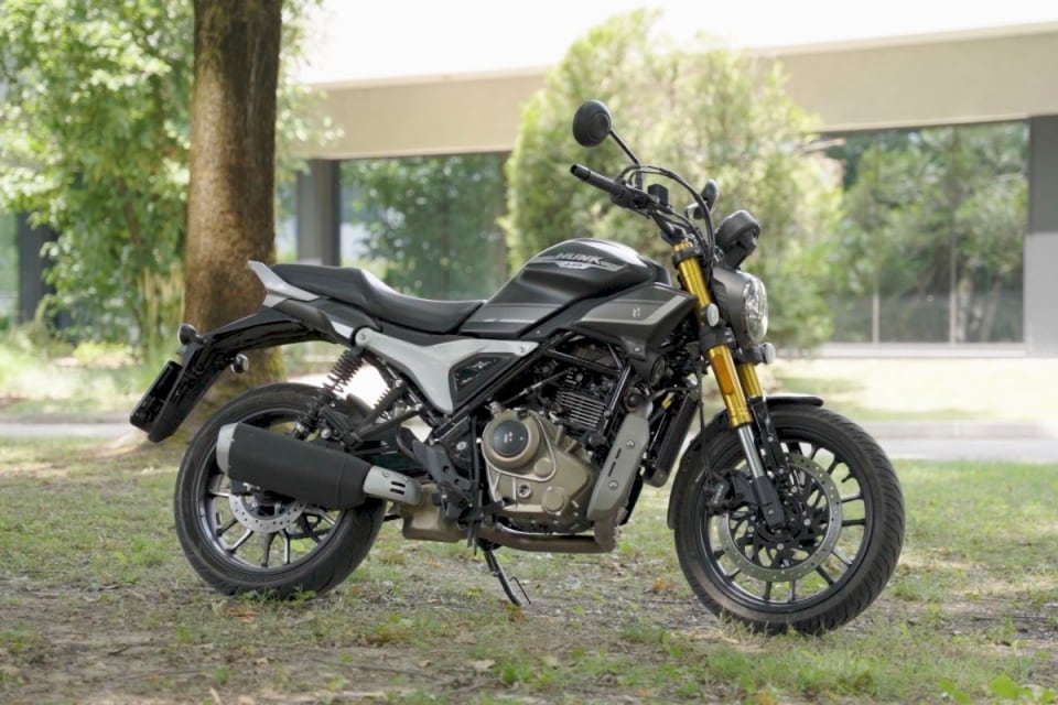 Hero Hunk 440: la roadster indiana da 3.990 euro convince davvero?