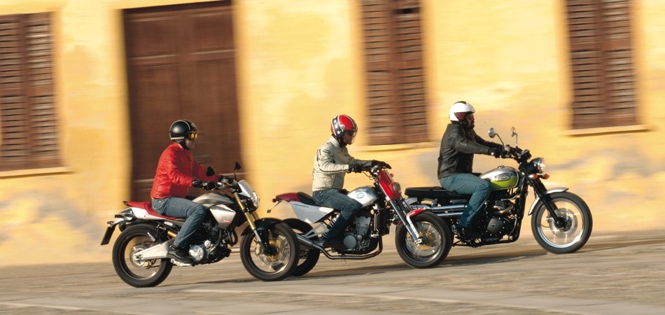 CCM FT35S , Derbi Mulhacén 659 , Triumph Scrambler 