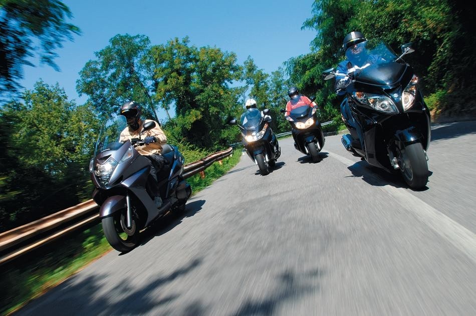 Honda Silver Wing 400 , Piaggio X8 400 , Yamaha Majesty 400 , Suzuki Burgman 400 