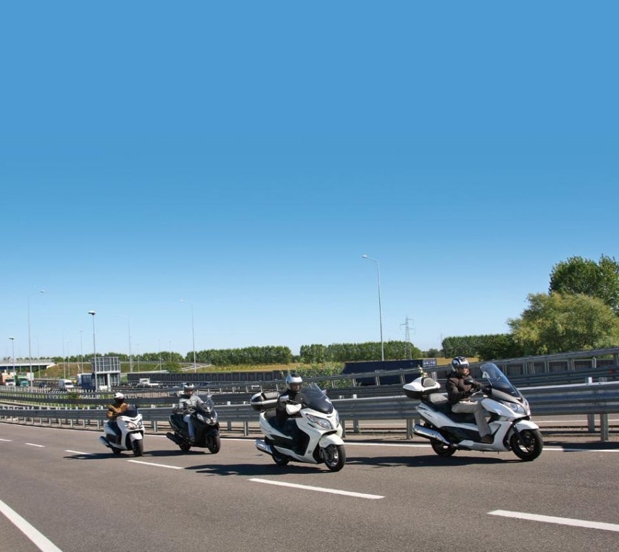 Honda SW-T400 , Suzuki Burgman 400 ABS Comfort Edition, Sym Maxsym 400 , Yamaha Majesty 400 ABS