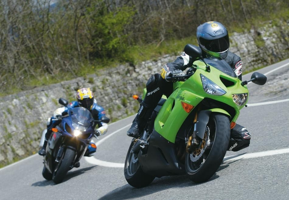 Kawasaki ZX-6R 600 , Suzuki GSX R 750 