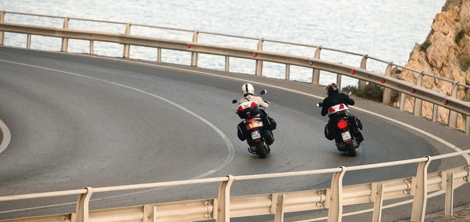 Kymco People 300 GTi, Piaggio Beverly 300 i.e.