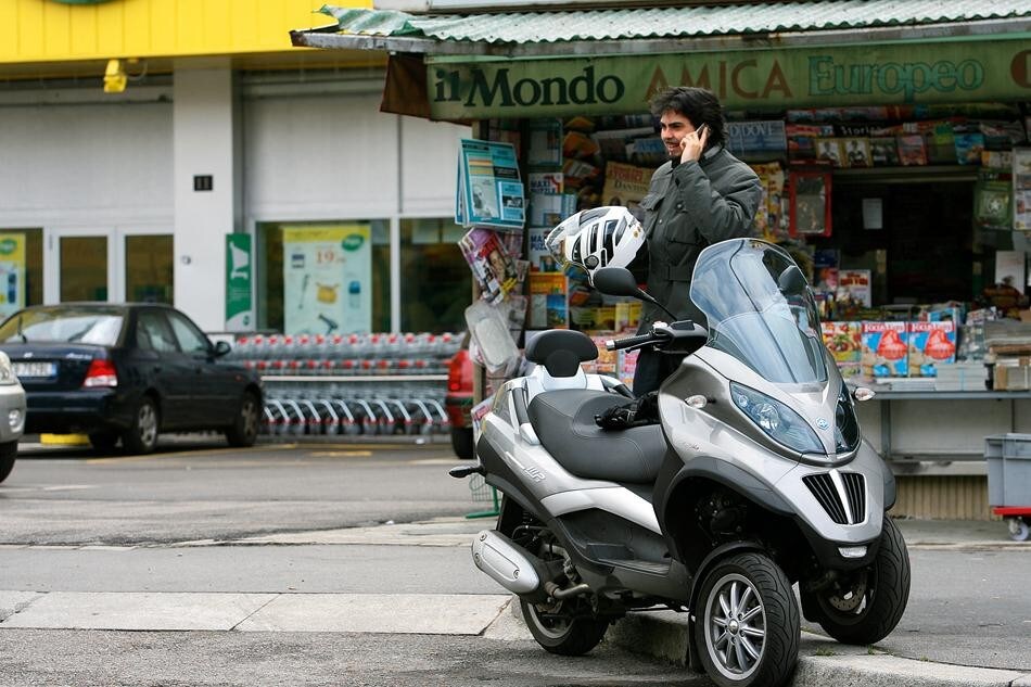 Piaggio MP3 250 LT