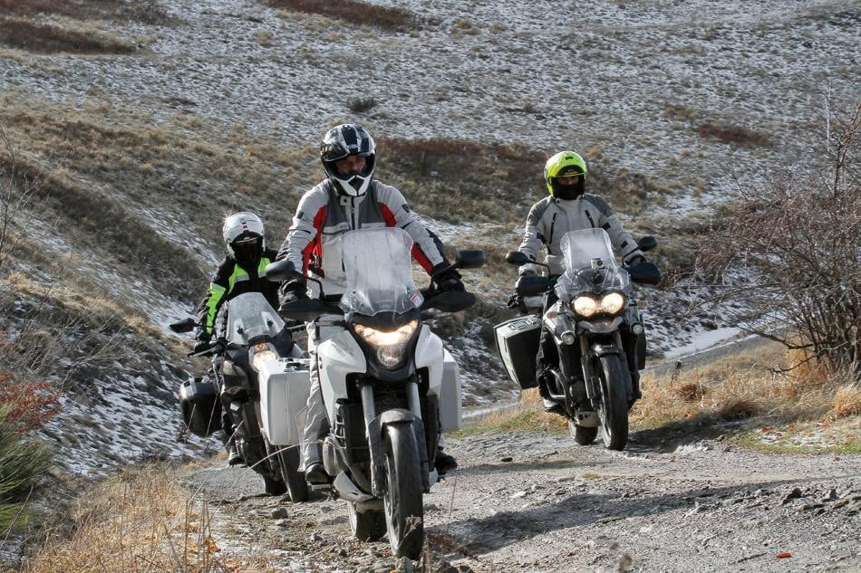 BMW R 1200 GS , Honda CrossTourer ABS, Kawasaki Versys 1000 , Triumph Tiger 1200 Explorer ABS