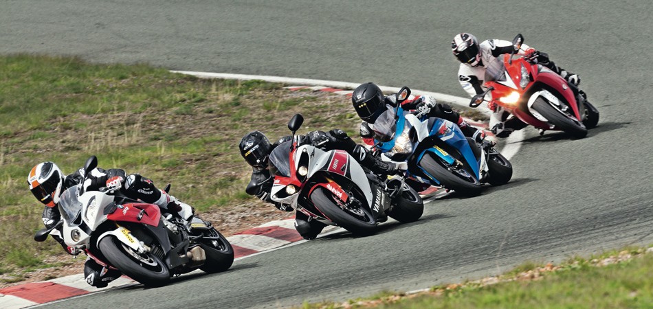 BMW S 1000 RR , Honda CBR 1000 RR FireBlade ABS, Suzuki GSX R 1000 , Yamaha YZF R1 