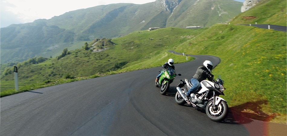 Honda NC 700 X ABS DCT, Kawasaki ER 6F 