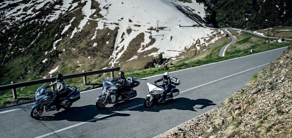 BMW R 1200 RT ABS Sport, Harley-Davidson Electra Glide C.V.O. FLHTCSE Screamin' Eagle, Honda CTX 1300 ABS