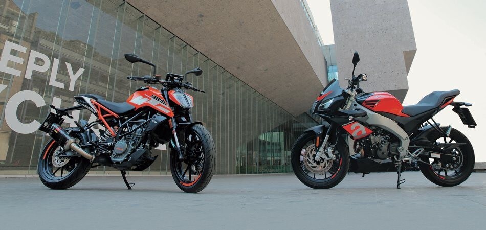Aprilia Tuono 125 ABS, KTM 125 Duke ABS