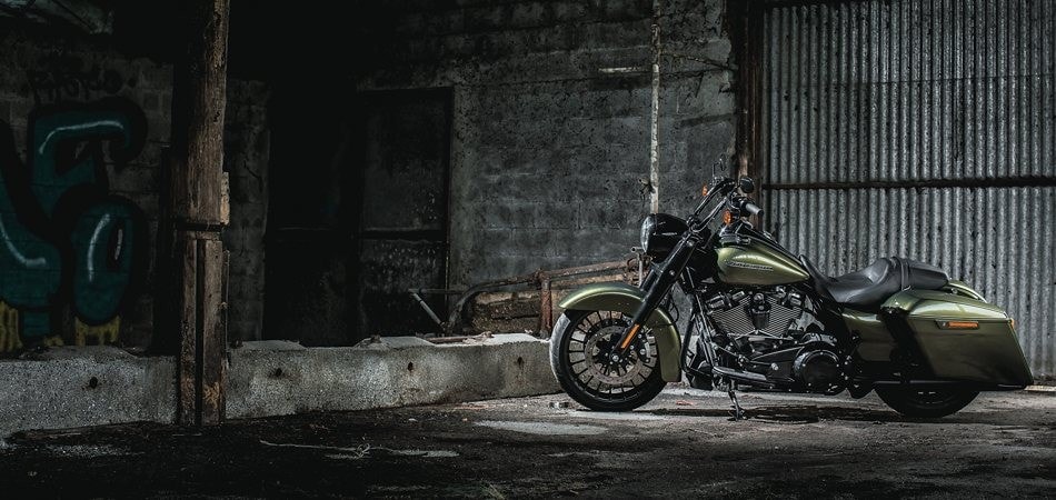 Harley-Davidson Road King C.V.O. FLHRSE Screamin' Eagle ABS