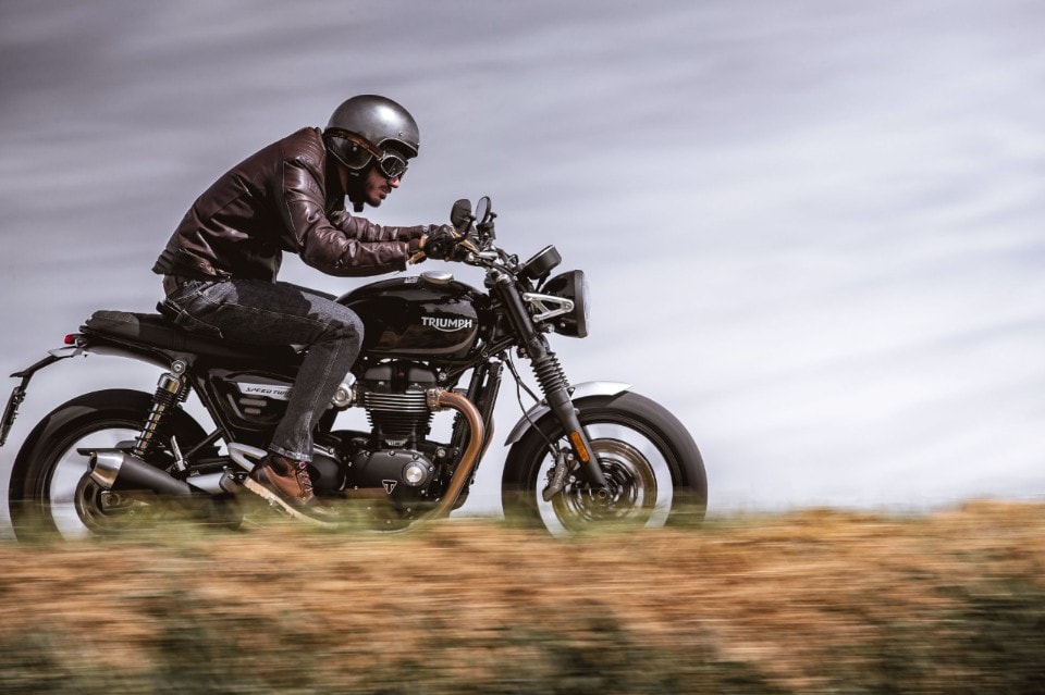Triumph Speed Twin: polvere da sparo