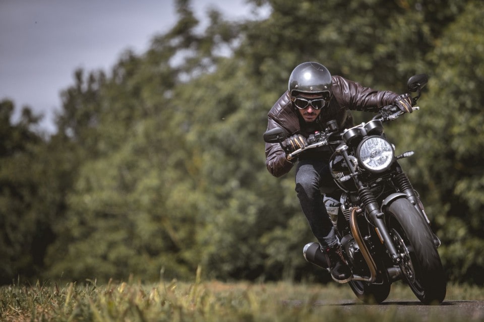 Triumph Speed Twin: polvere da sparo