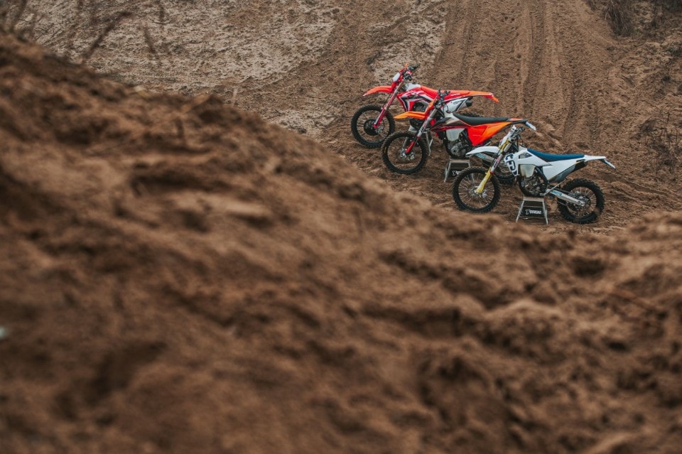Enduro 250 4T: la comparativa Honda - Husqvarna - KTM