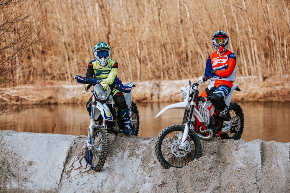 Enduro 2T o 4T? La sfida tra Beta RR 200 Enduro e Sherco 300 SE-F Factory