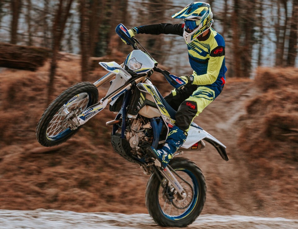 Enduro 2T o 4T? La sfida tra Beta RR 200 Enduro e Sherco 300 SE-F Factory