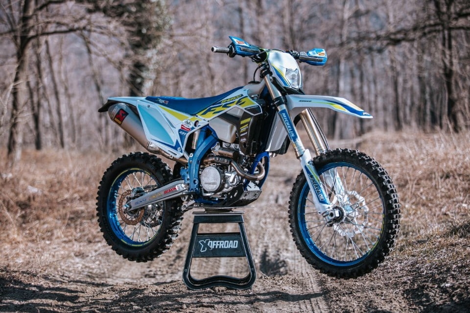 Enduro 2T o 4T? La sfida tra Beta RR 200 Enduro e Sherco 300 SE-F Factory