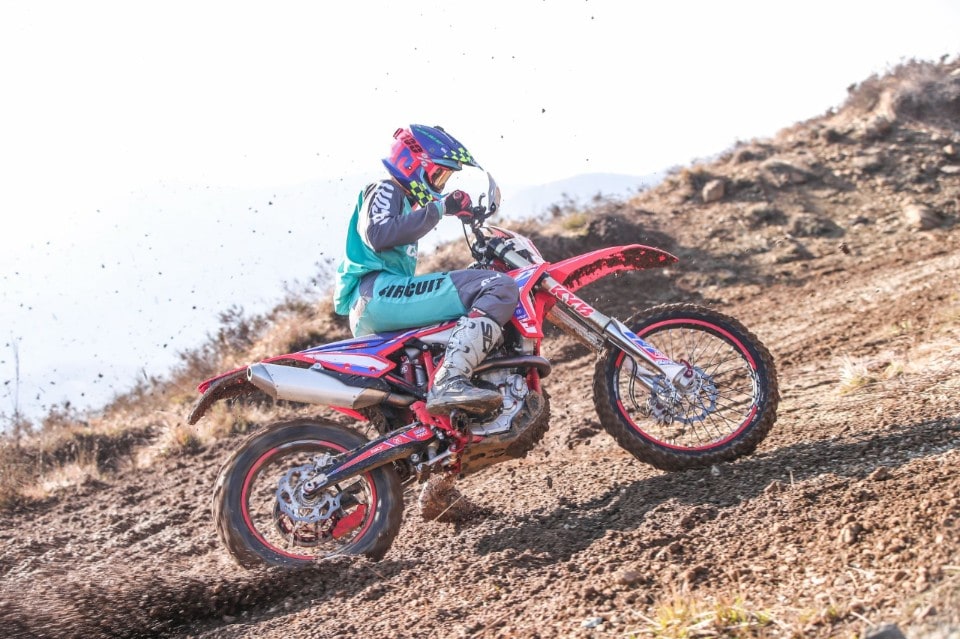 Enduro 450: quattro per quattroemmezzo