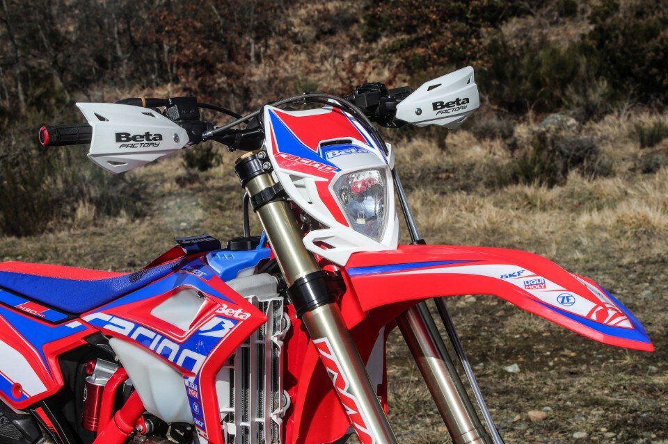 Enduro 450: quattro per quattroemmezzo