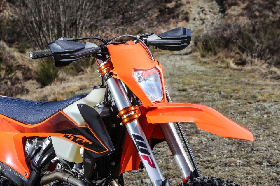 Enduro 450: quattro per quattroemmezzo