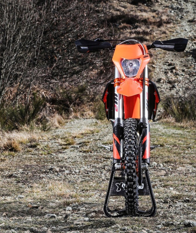 Enduro 450: quattro per quattroemmezzo