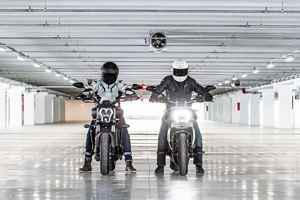 Comparativa cruiser: Benelli 502C VS Ducati XDiavel S