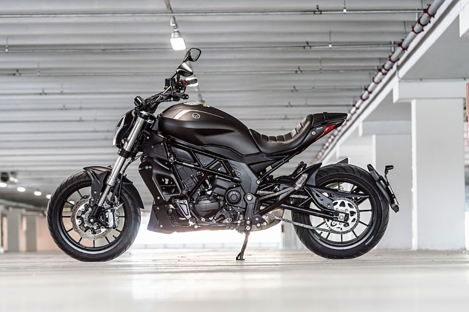 Comparativa cruiser: Benelli 502C VS Ducati XDiavel S