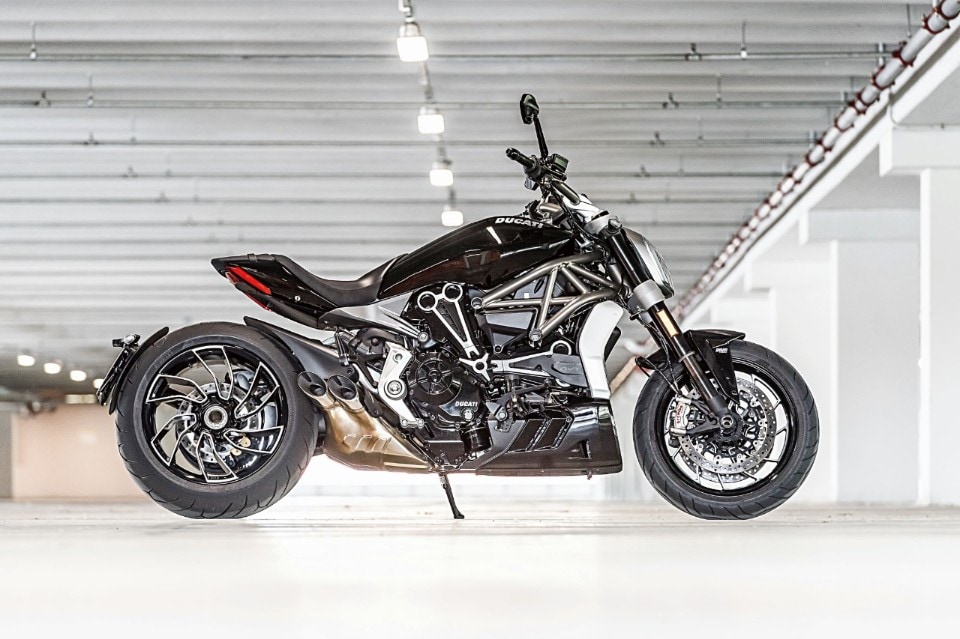 Comparativa cruiser: Benelli 502C VS Ducati XDiavel S