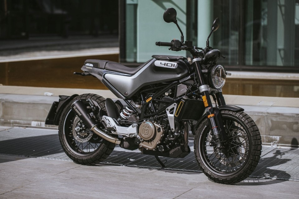 Brixton Crossfire 500 vs Husqvarna Svartpilen 401