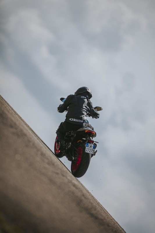 Ducati Monster, Yamaha MT-09 SP: compagne di giochi