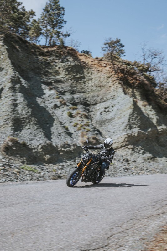 Ducati Monster, Yamaha MT-09 SP: compagne di giochi