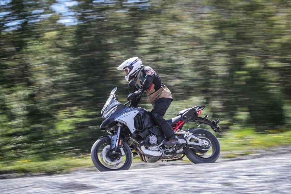Ducati Multistrada V4 S: quattro modi di dire maxienduro