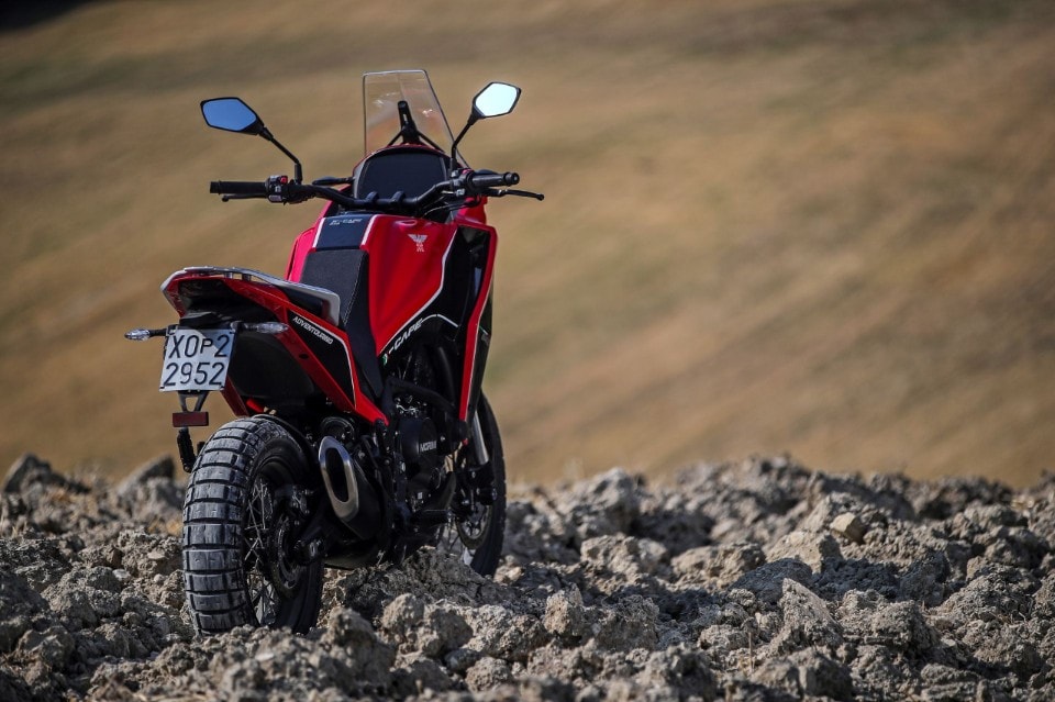 Moto Morini X-Cape: punto di FUGA