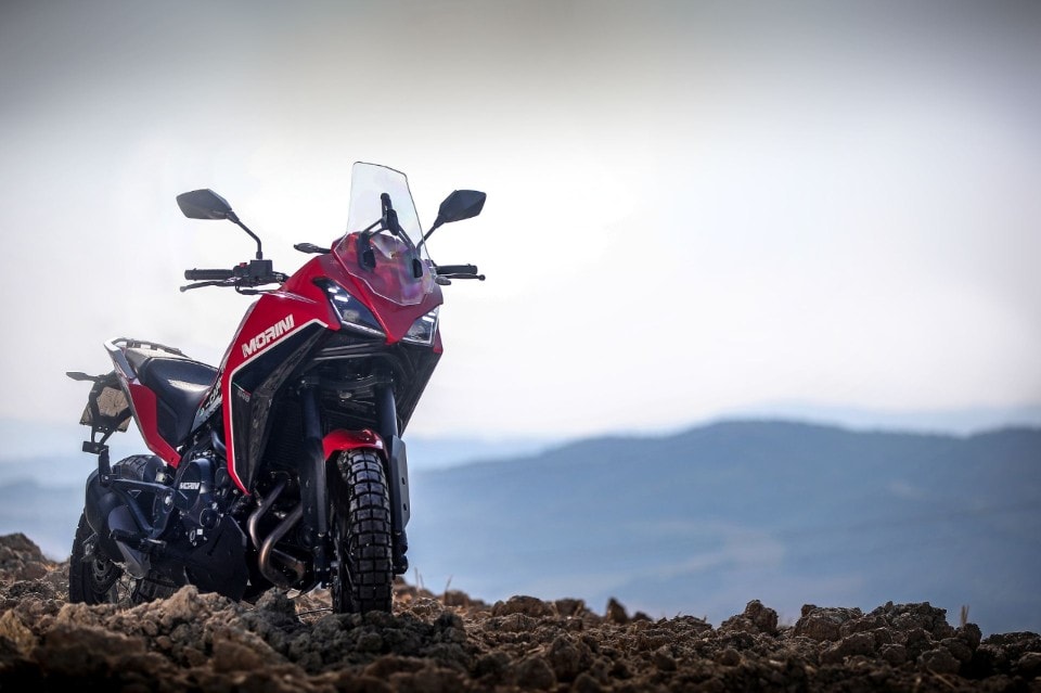 Moto Morini X-Cape: punto di FUGA